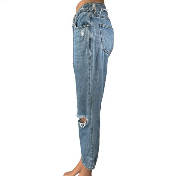 Pacsun Women's Blue Distressed Cotton High Waisted Mom Denim Jeans Size 26 - Picture 2 of 6